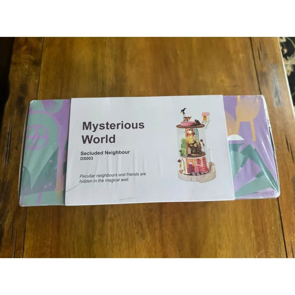 NWT Rolife Mysterious World Secluded Neighbour DS003 DIY Miniature House LED